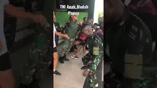 TNI Joget #tni #tentara #papua