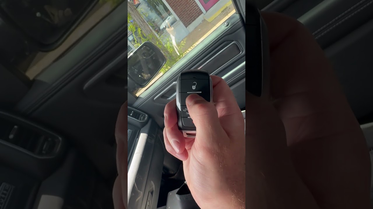2023 Dodge ram New fob not an instructional video 
