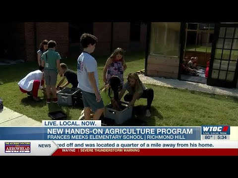 Agriculture program a big hit with students at Richmond Hill elementary school