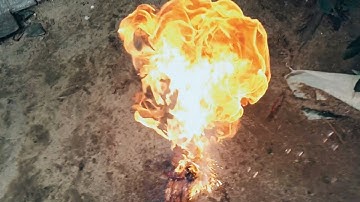 Đổ Nước Vào Nến Và Cái Kết Bất Ngờ