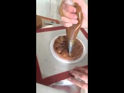 NAKED CAKE DE CHURROS COM RECEITA