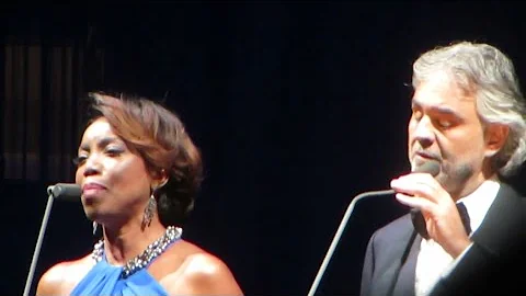 Andrea Bocelli with Heather Headley - Canto Della ...