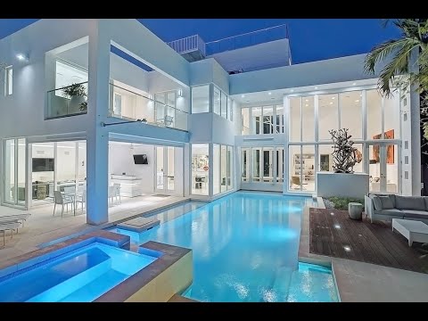 Can you rent this FLORIDA DESIGN MAGAZINE Modern Beach house ? Visit AirBNB - Fort Lauderdale