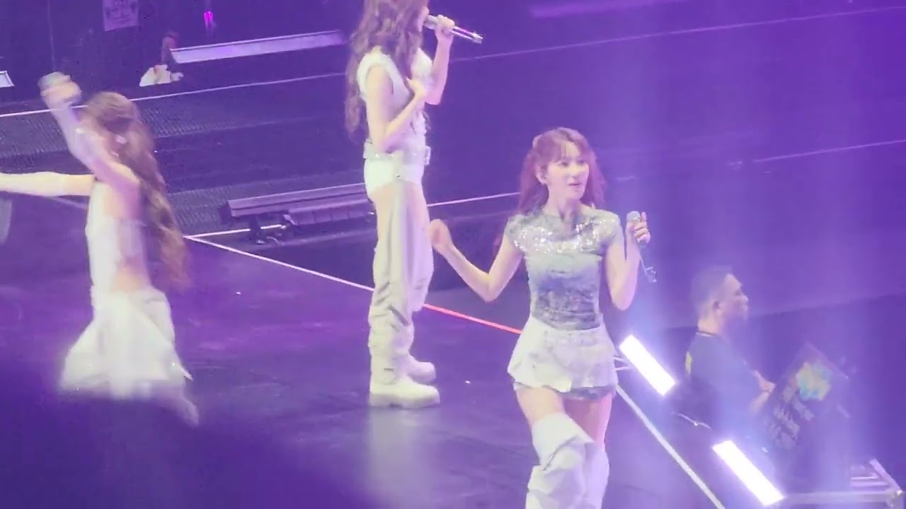 LE SSERAFIM SO CYNICAL LIVE IN MANILA 2025