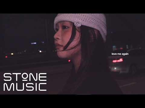 OuiOui (위위) - love <strong>me</strong> again MV