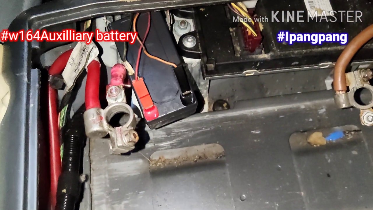 Mercedez Auxiliary battery ML350 2008-2013/w164 replace /auxiliary battery  position mercedez ML350 - YouTube