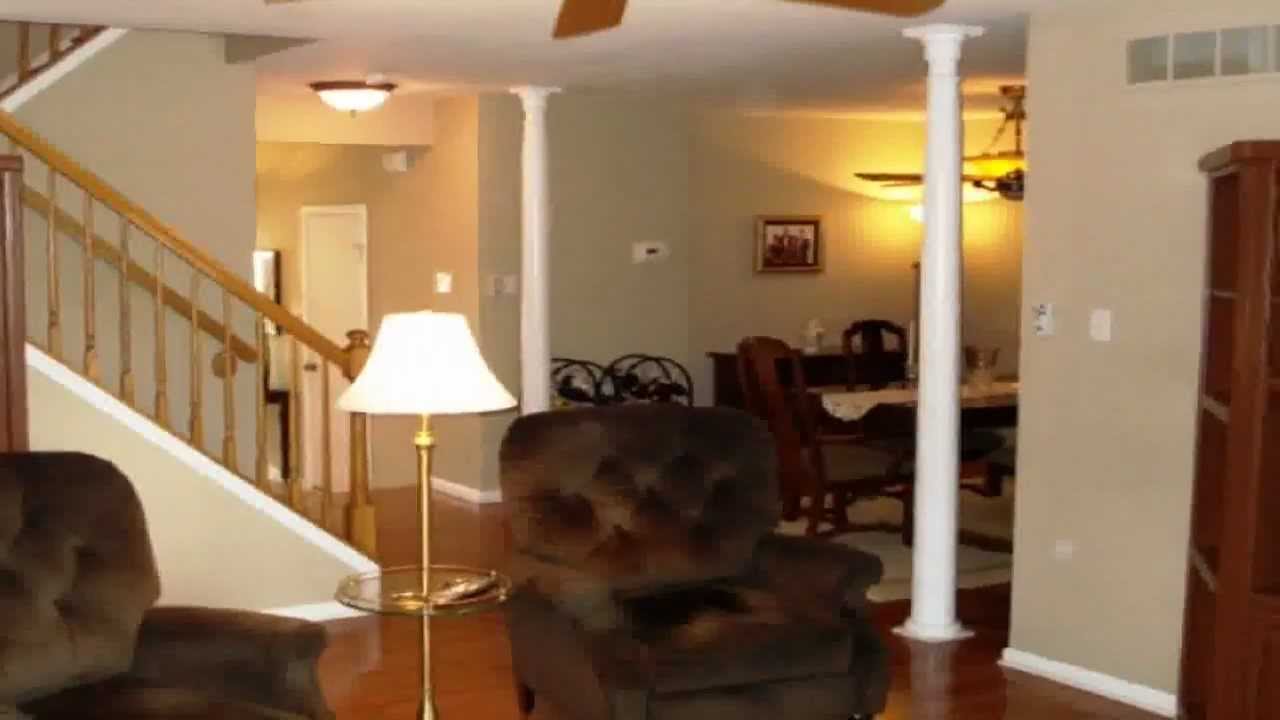 85 ROOSEVELT BLVD, BERLIN, NJ Presented by Stephen Clyde.