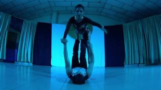 Bajo El Agua-Danza Millie Villao, Duma Moreira