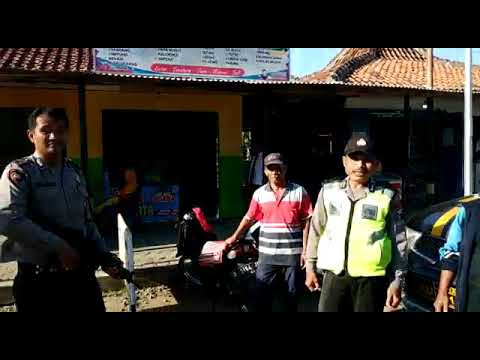 Live dari terminal bus kroya - YouTube