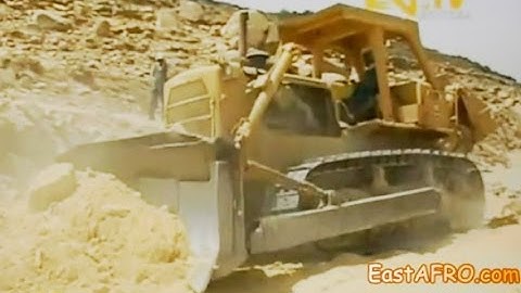Road being constructed in Deqi Gebru and Wara villages | ERiTV