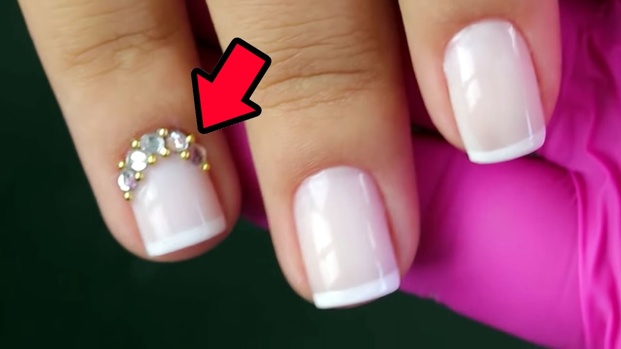 Unhas Decoradas: Francesinha com pedrarias (passo a passo)