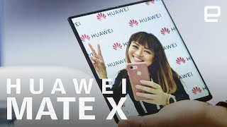 Huawei Mate X: a closer look at MWC 2019