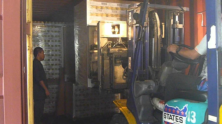 Loading with slipsheet SAICO (2)