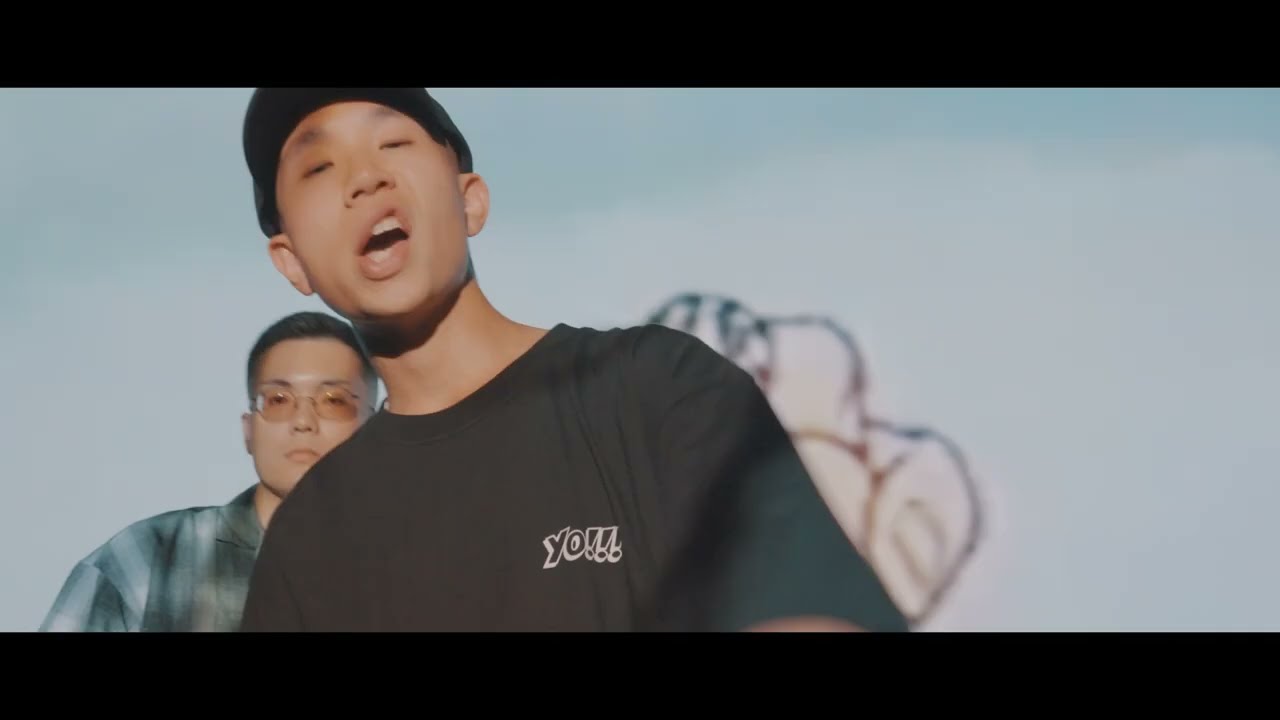 Guarda Alismooth & 呼煙魔 - Late Show Feat. 蛆密 (Official Music Video) su YouTube Guarda Alismooth & 呼煙魔 - Late Show Feat. 蛆密 (Official Music Video) su YouTube