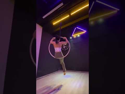 Video Aerial Lyra / Yoga Vòng/ Sally yoga/ Yoga Hoa Sen DT... - youtube