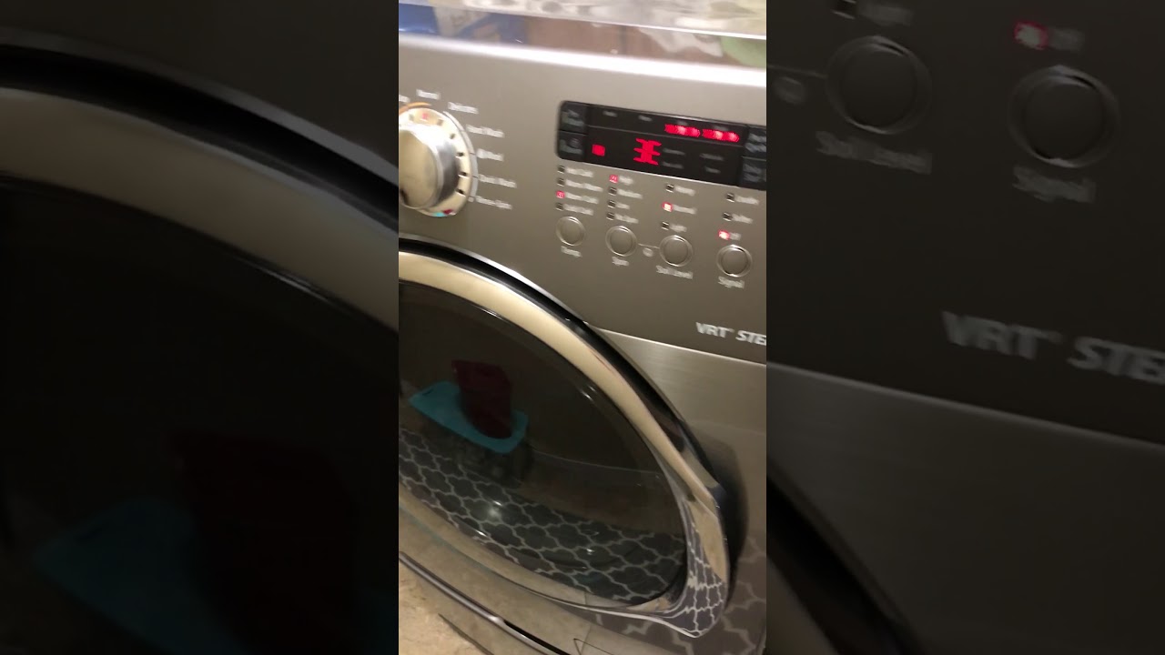 Машинка горенье ошибки. Samsung washing Machine wf9902lww. Ошибка на стиральной машине Samsung 3e. Samsung стиральная машина машина ошибка e3. Hoover стиральная машина (Error 20).