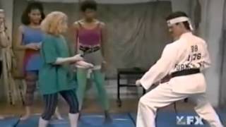 Download lagu Jim Carrey Karate Istruttore Jim Carrey Karate Istruttore