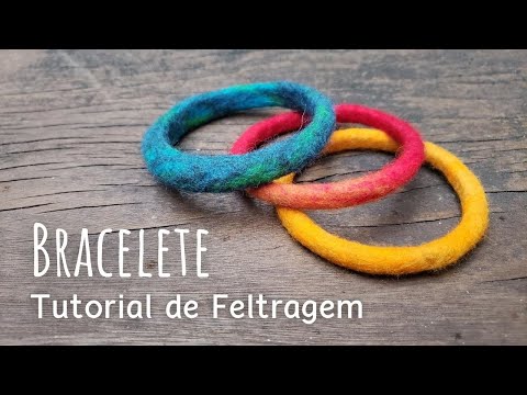 Video: How To Make A Felted Bracelet On A Wooden Base