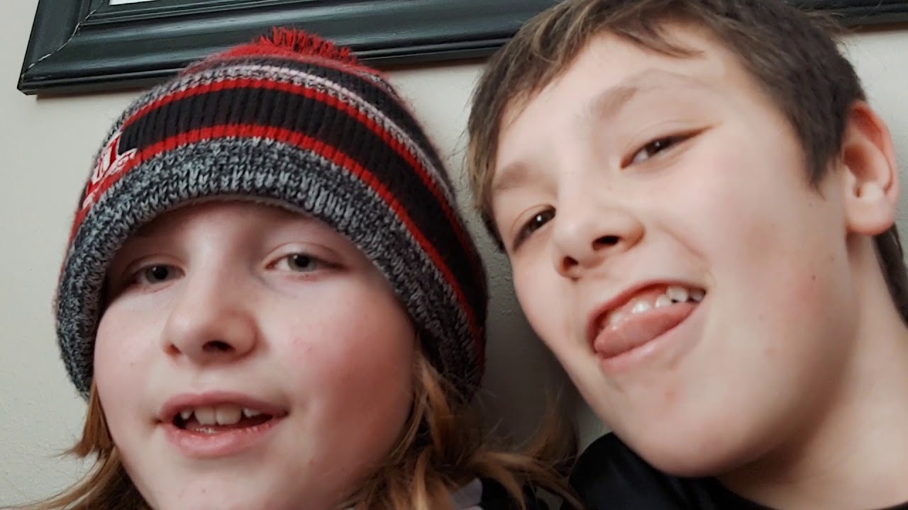 knee hockey game with Krue!