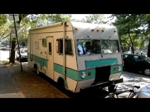A VERY OLD MOTORHOME SIGHTING THAT BLEW MY MIND!