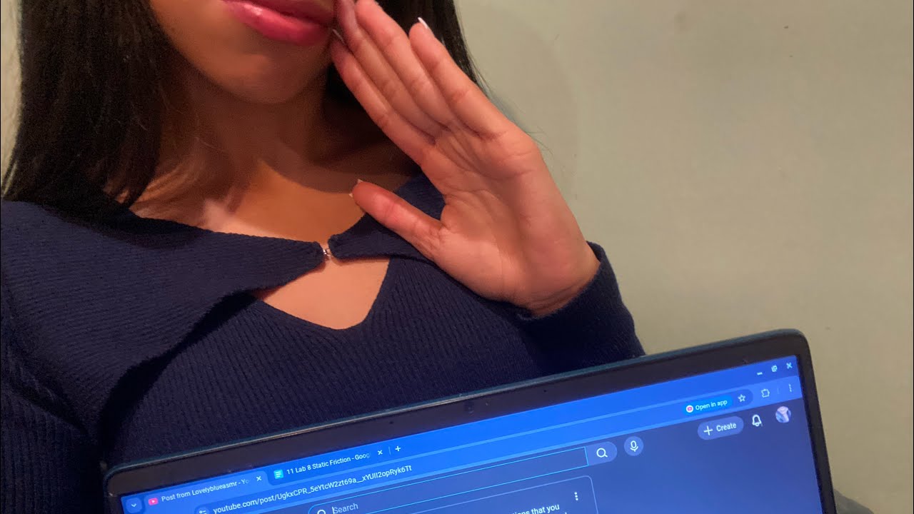 Upclose ASMR whisper || Gum chewing, Q&A pt 1 