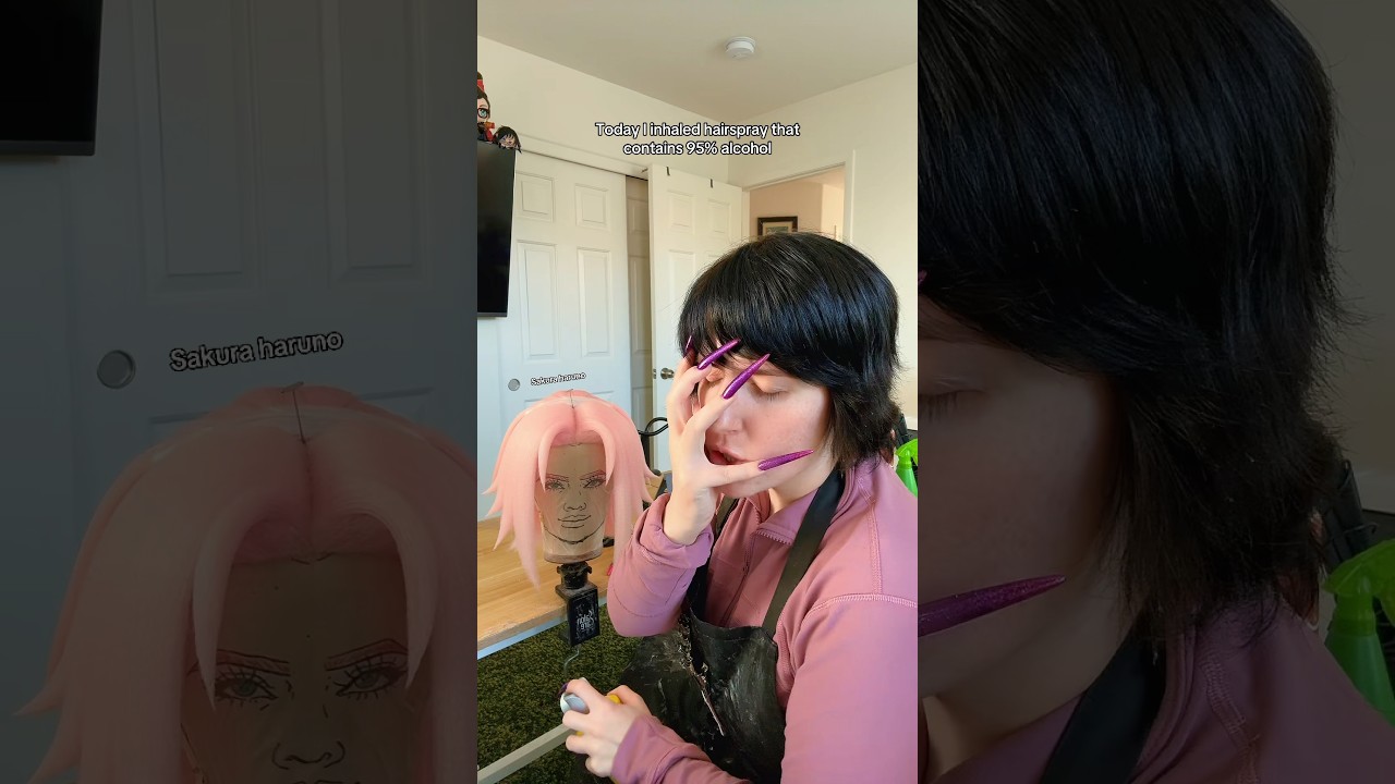 Scared of my own image…. #wigstyling #cosplay #wigs #naruto #sakuraharuno