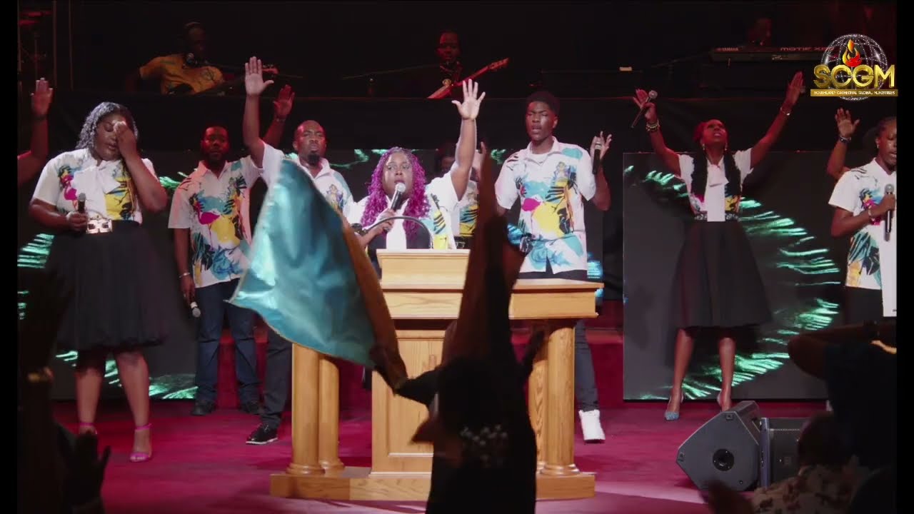 Lillian Barrett & S.C.G. M Praise Team:  Independence Sunday Praise Set 