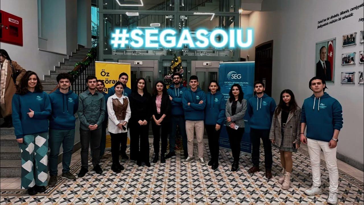 девушка в каске. инженер 11. инженер робототехник. мехатроника 1969. инженер киповец.