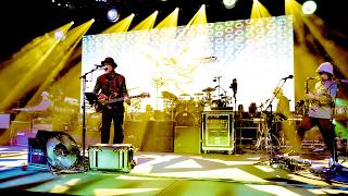 Primus - Welcome to this World ~ Jerry Was a Racecar Driver (6-12-26 SPAC)