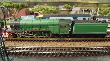 Minitrix N Gauge Flying Scotsman 4-6-2 LNER 4472
