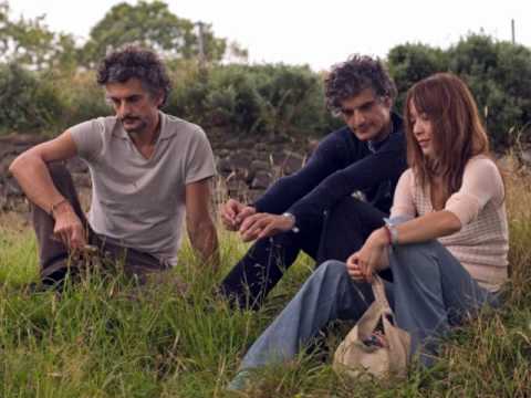 Blonde Redhead - Here Sometimes