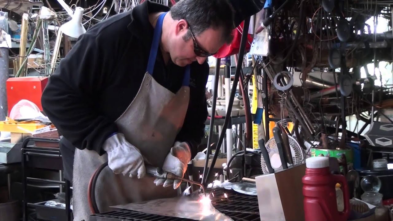 Tasmanian Copper and Metal Art Gallery Carrick, Tasmania, Australia