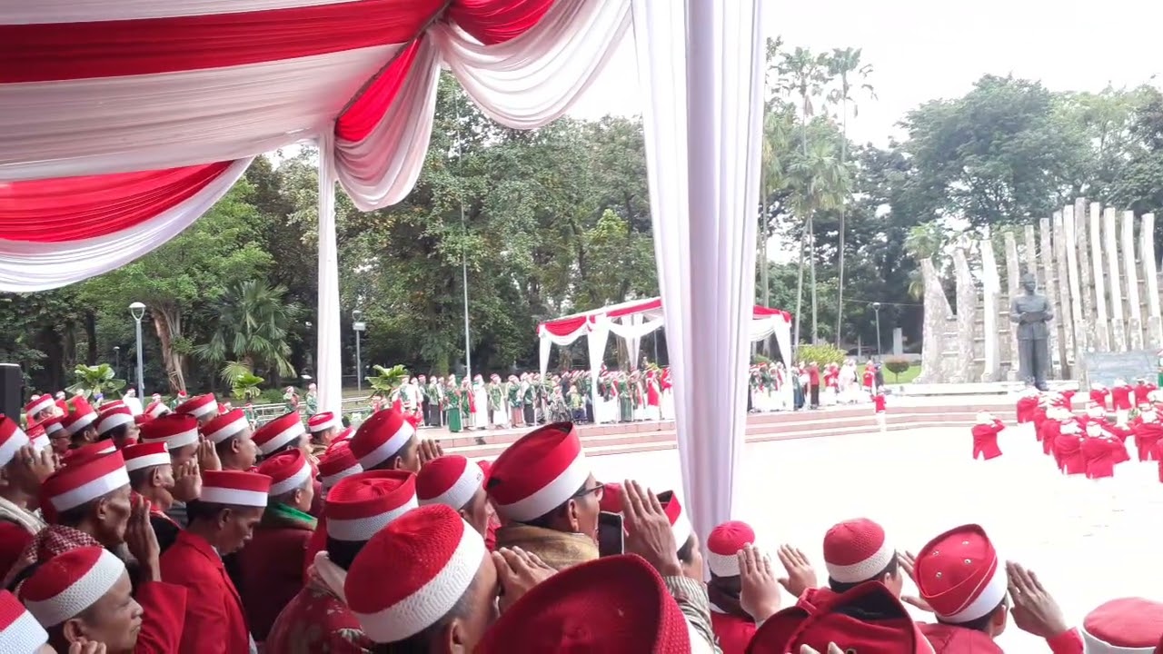 INDONESIA RAYA (Tugu Proklamsi Jakarta)ABah Aos Qs