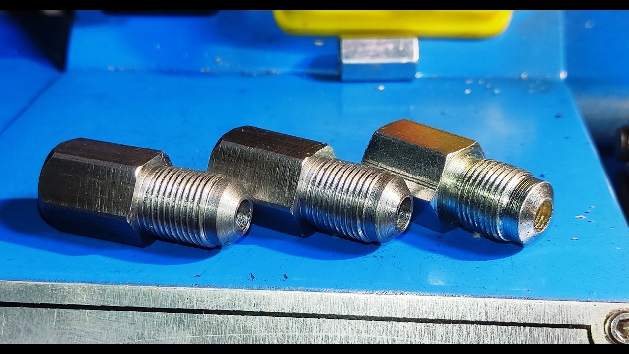 Штуцера для тормозной системы автомобиля М12х1 на М10х1.  WM210F400 c ЧПУ управлением.