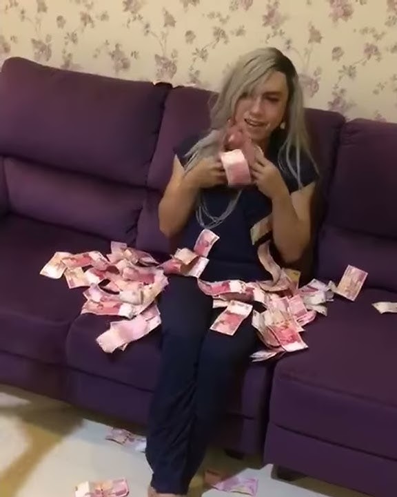 VIDEO LUCU BENCONG JADI PELAKOR