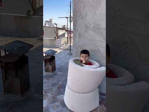 تخبى داخل الفرشة وماعم لاقي