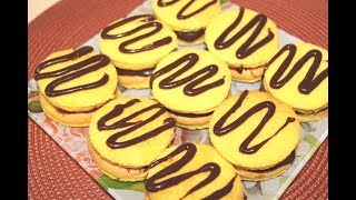 Бисквитные пирожные с шоколадным кремом. Biscuit cakes with chocolate cream.Пирожные на десерт. Бисквитные пирожные с шоколадным кремом. Biscuit cakes with chocolate cream.Пирожные на десерт.