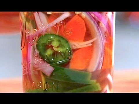 How to Make Mexican Carrot Jalapeño Relish
