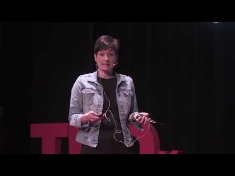 Redescubre los peces | Elena Lara | TEDxManzanares