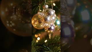 Soft &amp; Emotional Christmas Music |Instrumental Holiday Video | Peaceful Winter Morning #smileytotstv