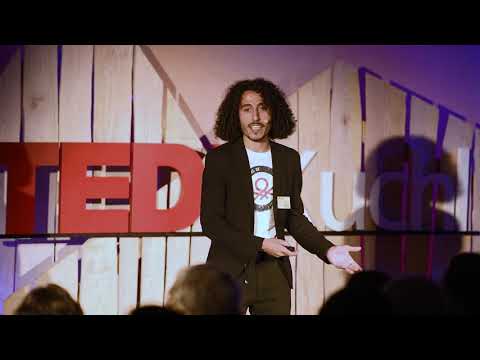 Morgen ist schöner. | Omar Khir Alanam | TEDxKuchl
