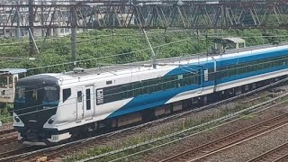 E257系特急踊り子10号東京行き 14両編成 5両+9両