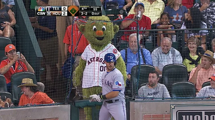 Orbit distracts Arencibia in on-deck circle