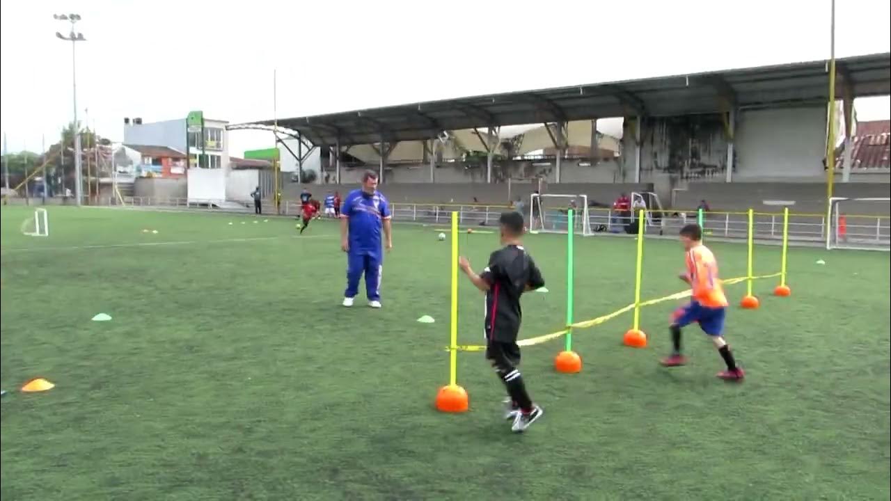 Ejercicios de fútbol para niños de 6 a 9 años. 