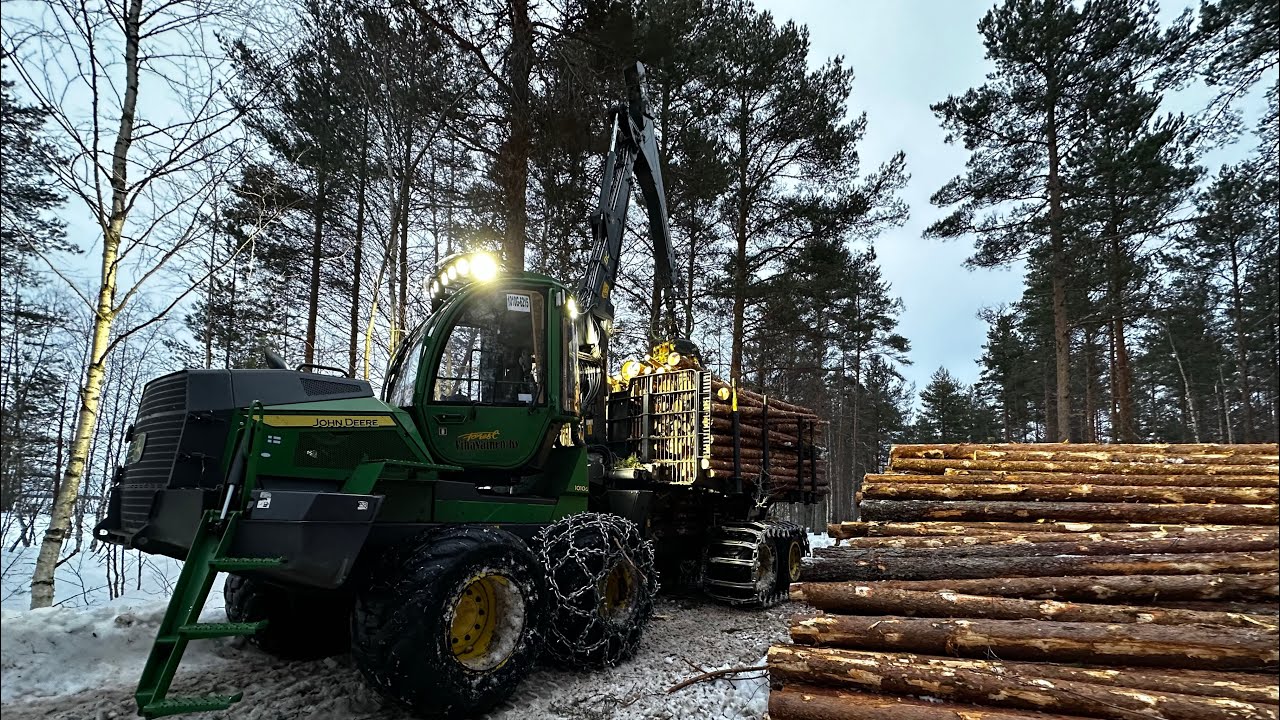 Testissä tupla-kymppi - John Deere 1010G IBC -