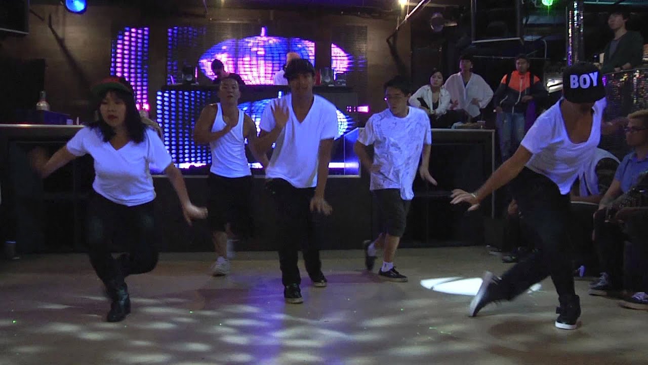 Deep Seattle   August   Studio 3 Company