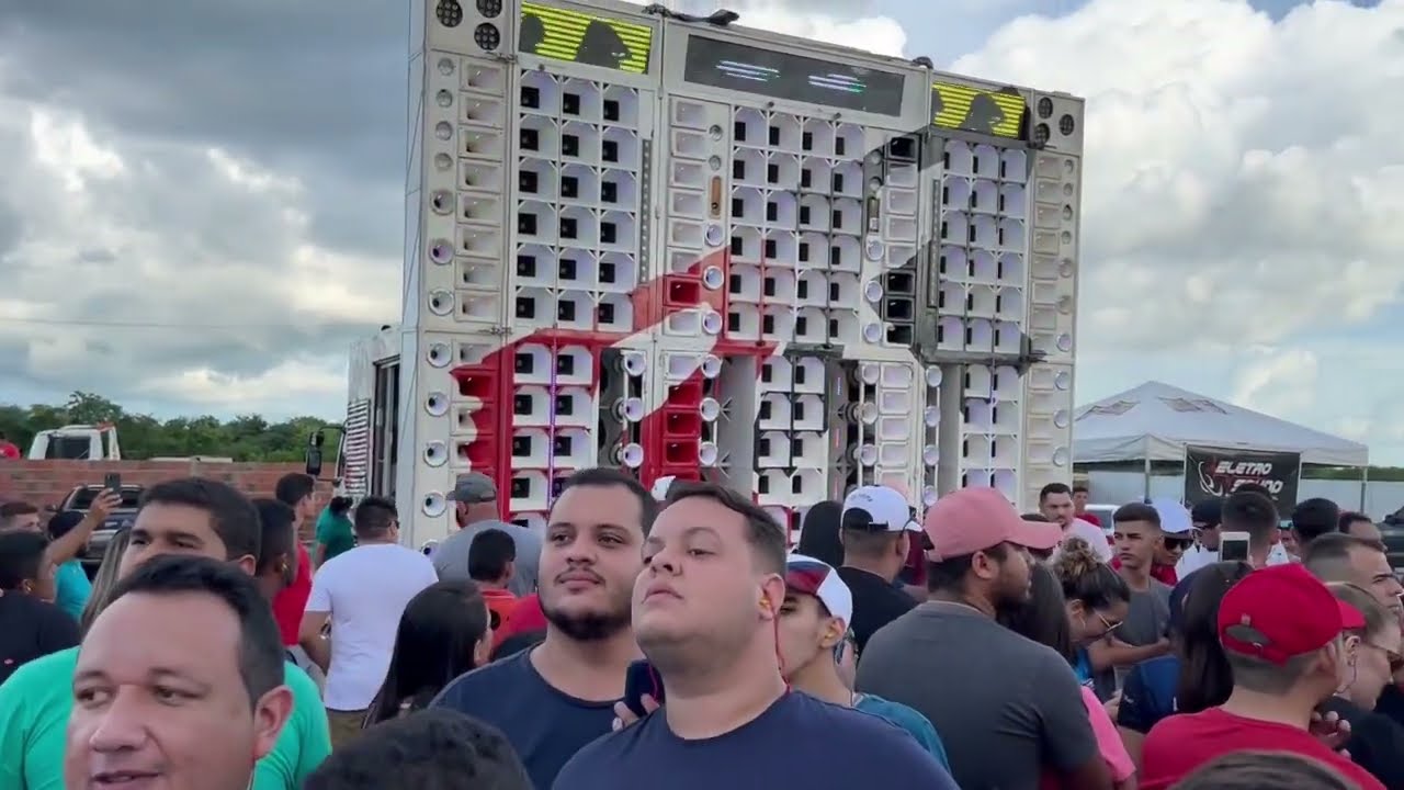 Racha Estranho x Carreta RR