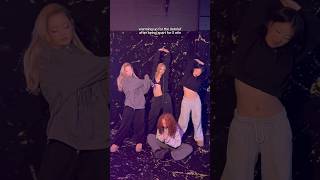 we see each other every day #GIRLSET