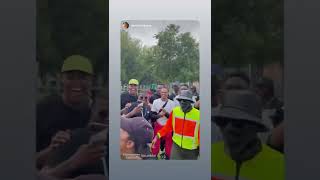 Fan breaks down after meeting Uncle Waffles 😭