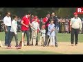 Canadian PM plays cricket with Kapil and Azhar